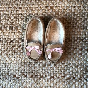 Toddler slippers